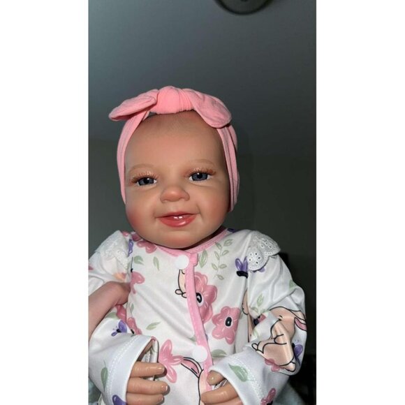 🆕20inch Soft Cloth Body Newborn Baby Dolls Poseable Limbs Sweet Smile Leen Girl - Picture 2 of 6
